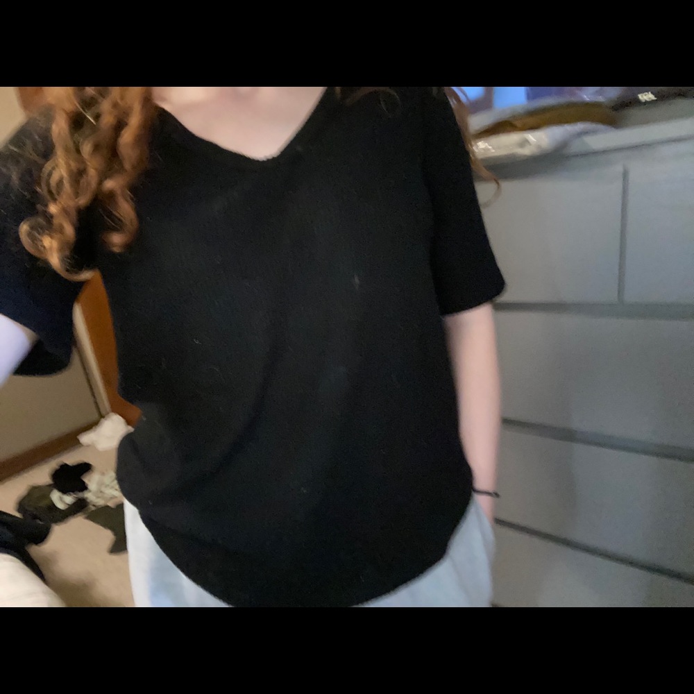 Black Tee